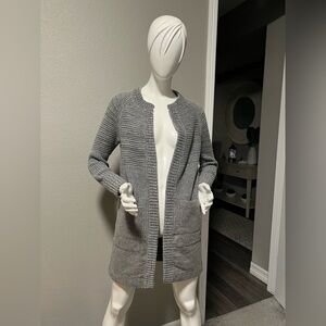 Banana Republic grey, long-sleeved, heavyweight cardigan sweater size XS